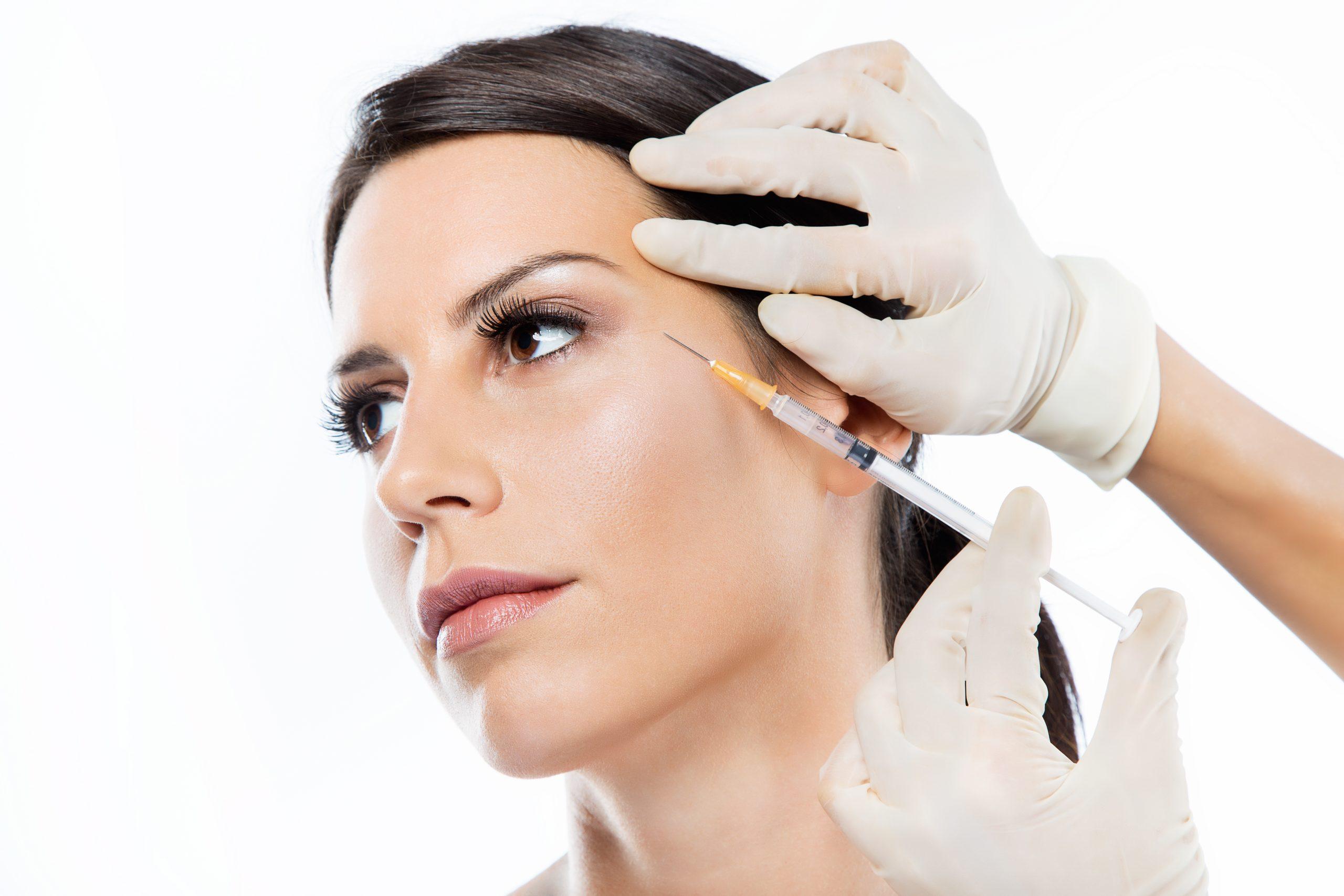 Dermapen + ampoya de ácido hiáluronico